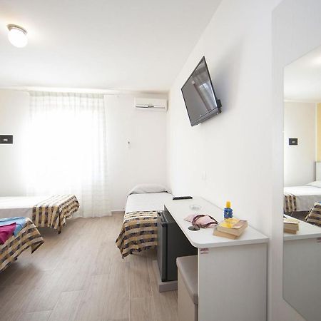 Hotel Thomas Marina di Campo Dış mekan fotoğraf