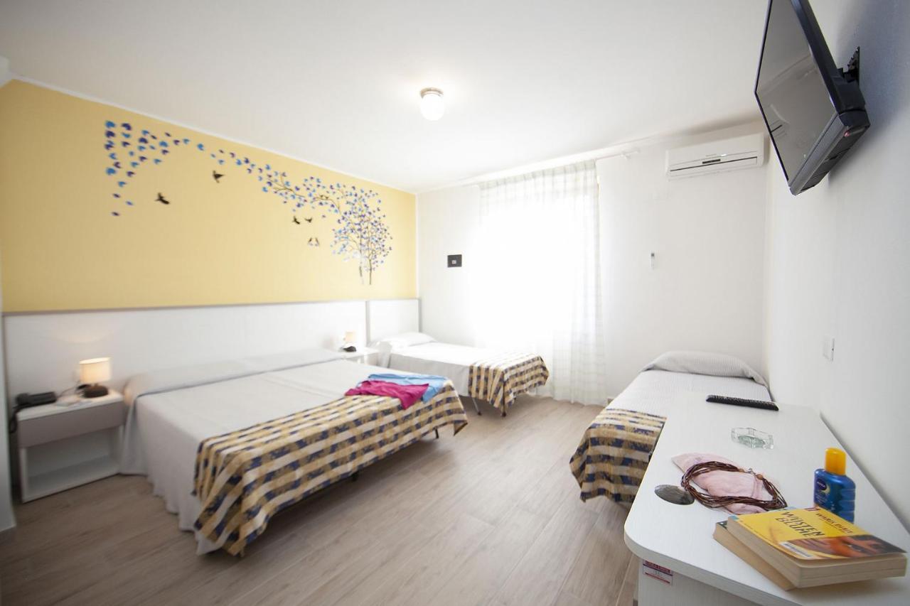Hotel Thomas Marina di Campo Dış mekan fotoğraf